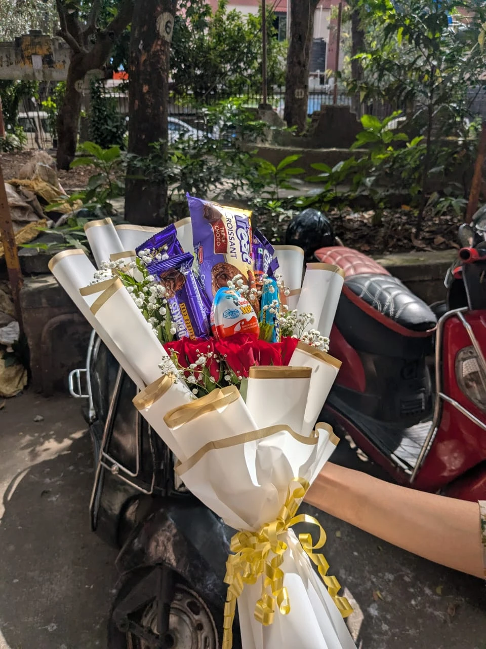 chocolate bouquet image 2